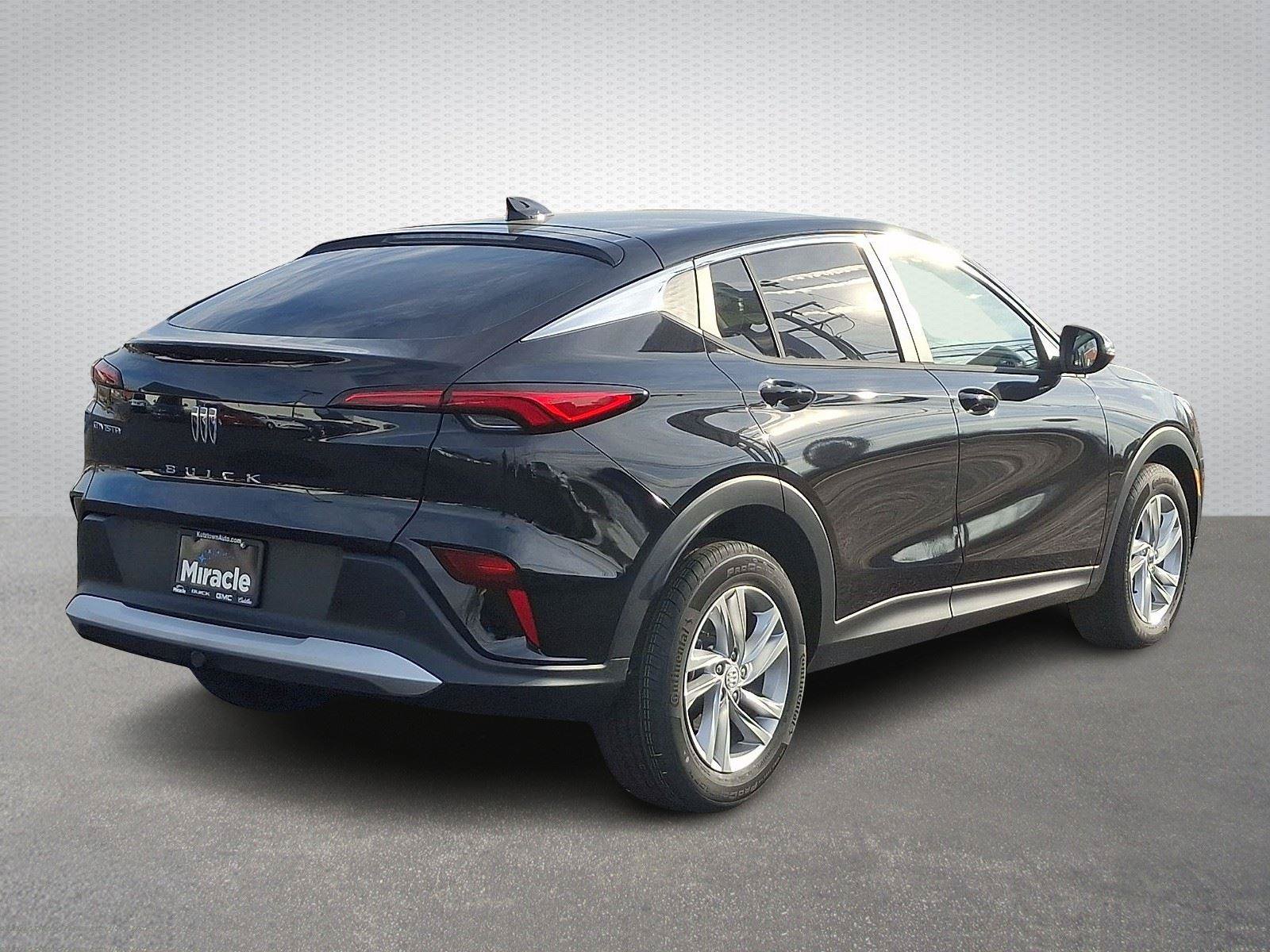 New 2026 Buick Envista Sport Touring FWD image 5