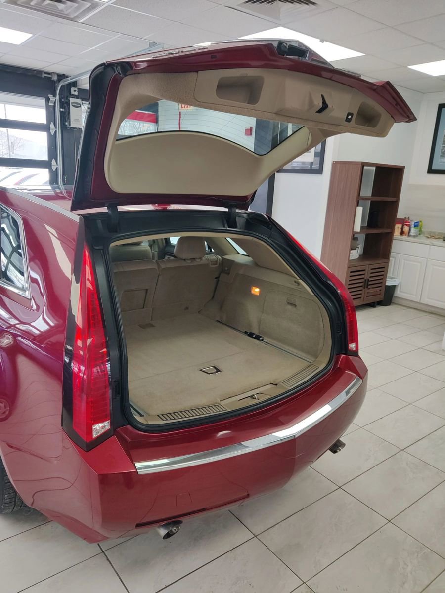 Used 2012 Cadillac CTS Luxury image 22