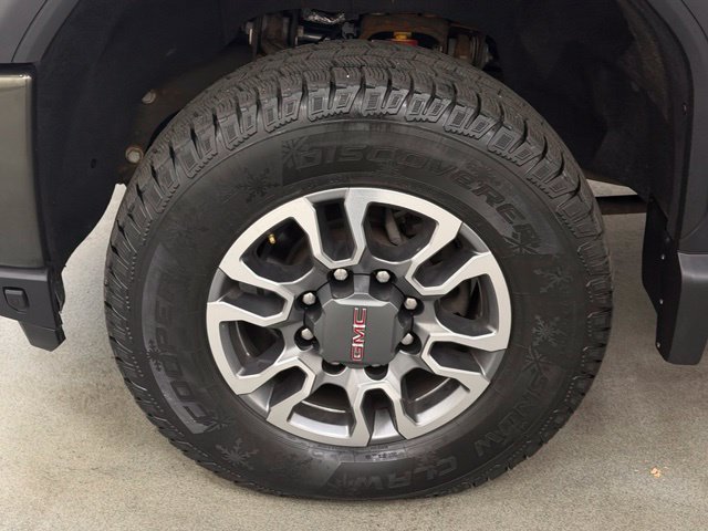 Used 2023 GMC Sierra 2500 AT4 w/ AT4 Preferred Package AWD/4WD image 40