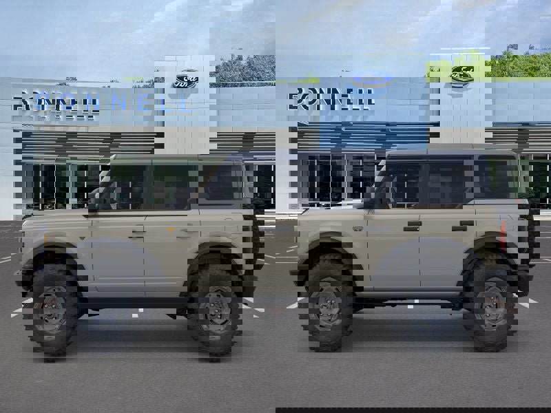 New 2025 Ford Bronco Badlands w/ Sasquatch Package image 3