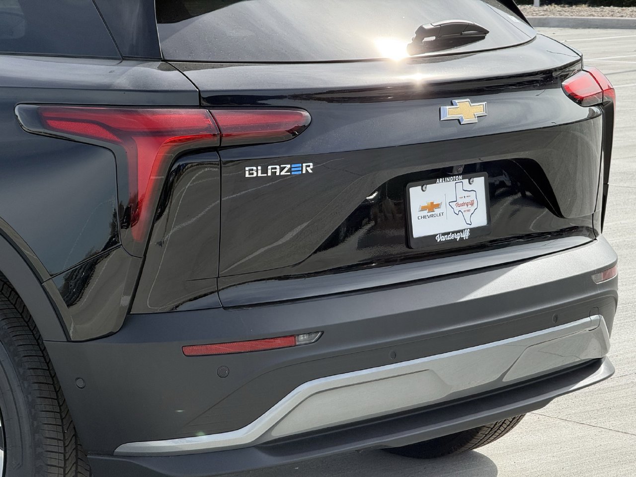 New 2026 Chevrolet Blazer EV LT w/ Super Cruise Package FWD image 6