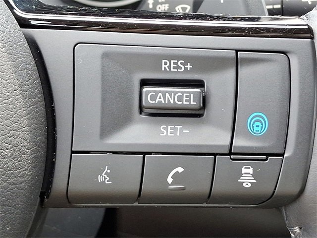 Used 2023 Nissan Rogue SL w/ SL Premium Package image 24