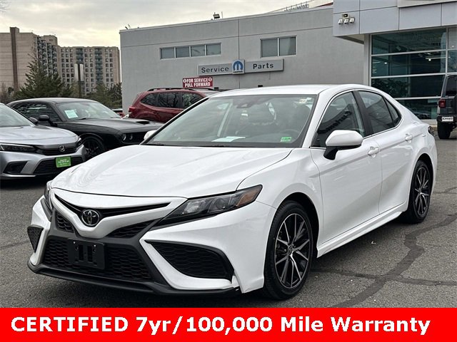 Used 2024 Toyota Camry SE image 5