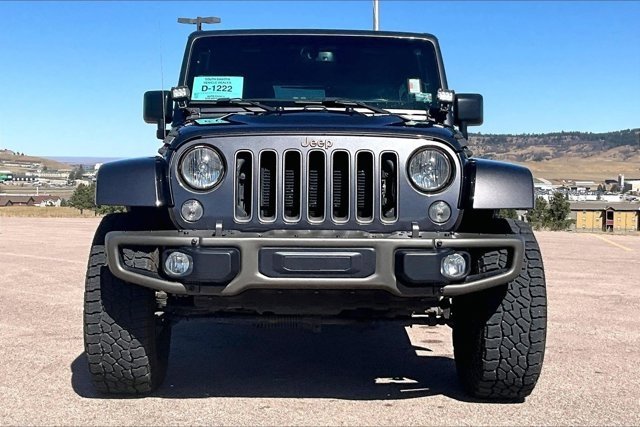 Used 2016 Jeep Wrangler Unlimited Sahara image 2