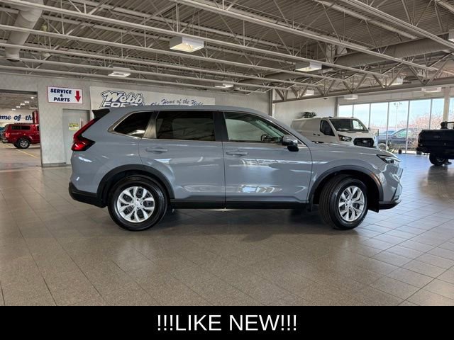 Used 2025 Honda CR-V LX image 10