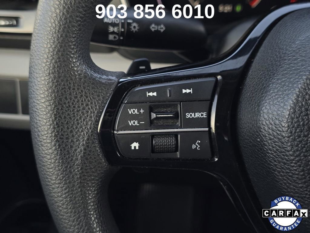 Used 2023 Honda Pilot LX image 10