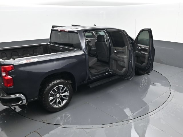 Used 2024 Chevrolet Silverado 1500 LT AWD/4WD image 27