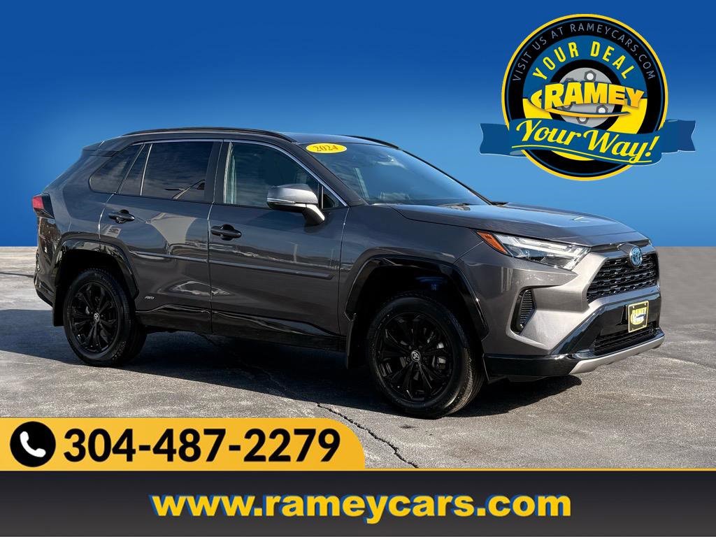 Used 2024 Toyota RAV4 SE w/ Convenience Package image 1