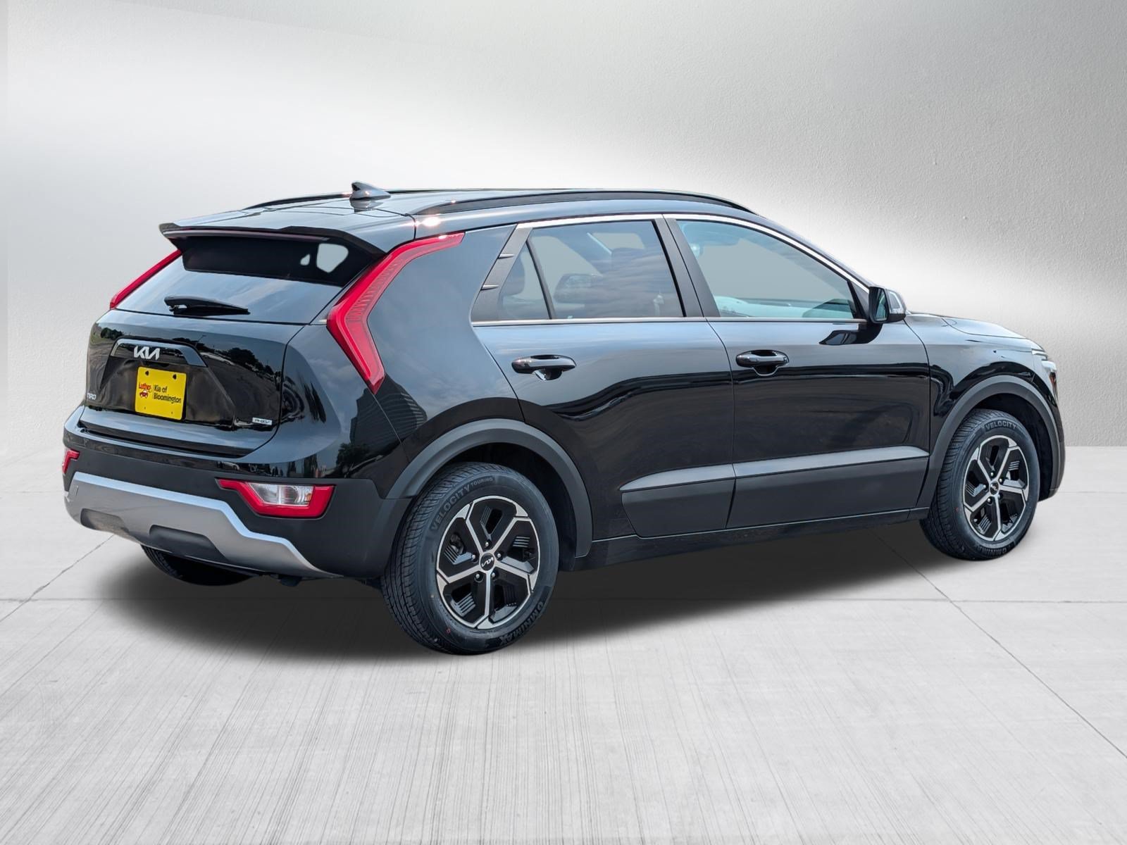 Certified 2024 Kia Niro EX w/ EX Cold Weather Package FWD image 5