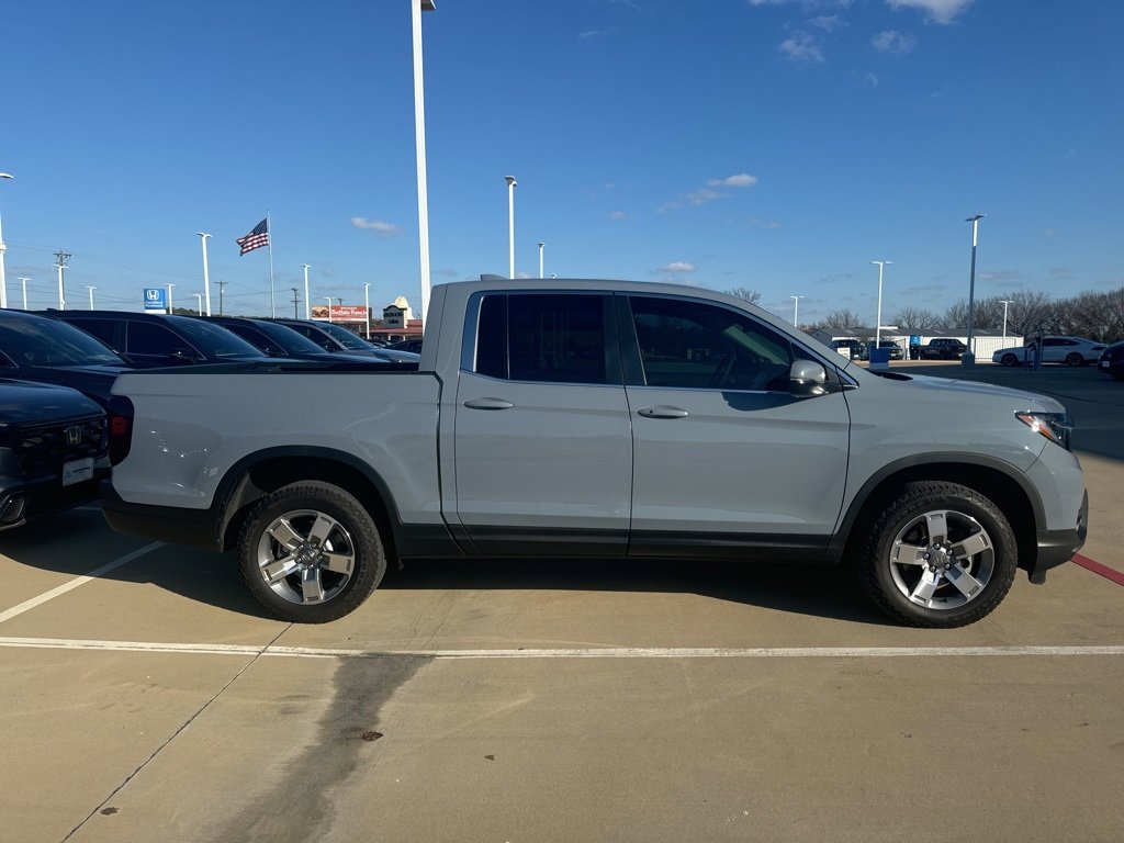 Used 2025 Honda Ridgeline RTL image 11