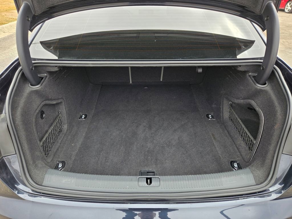 Used 2018 Audi A4 2.0T Premium Plus w/ Premium Plus Package image 33