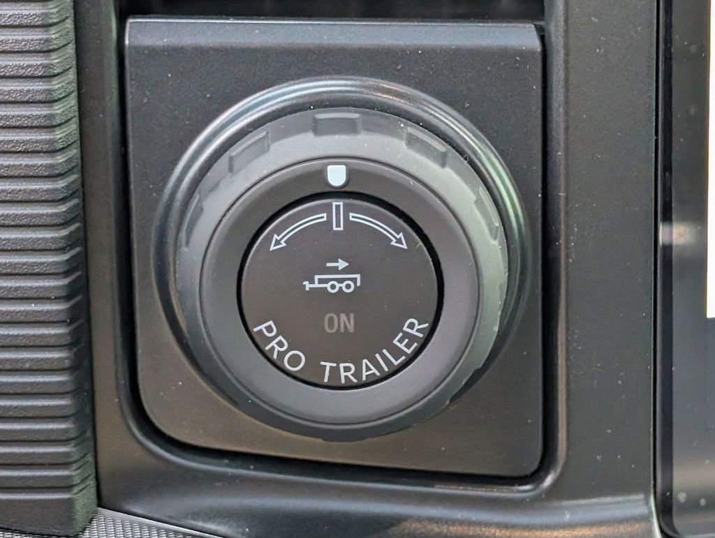 New 2025 Ford F150 Raptor AWD/4WD image 38