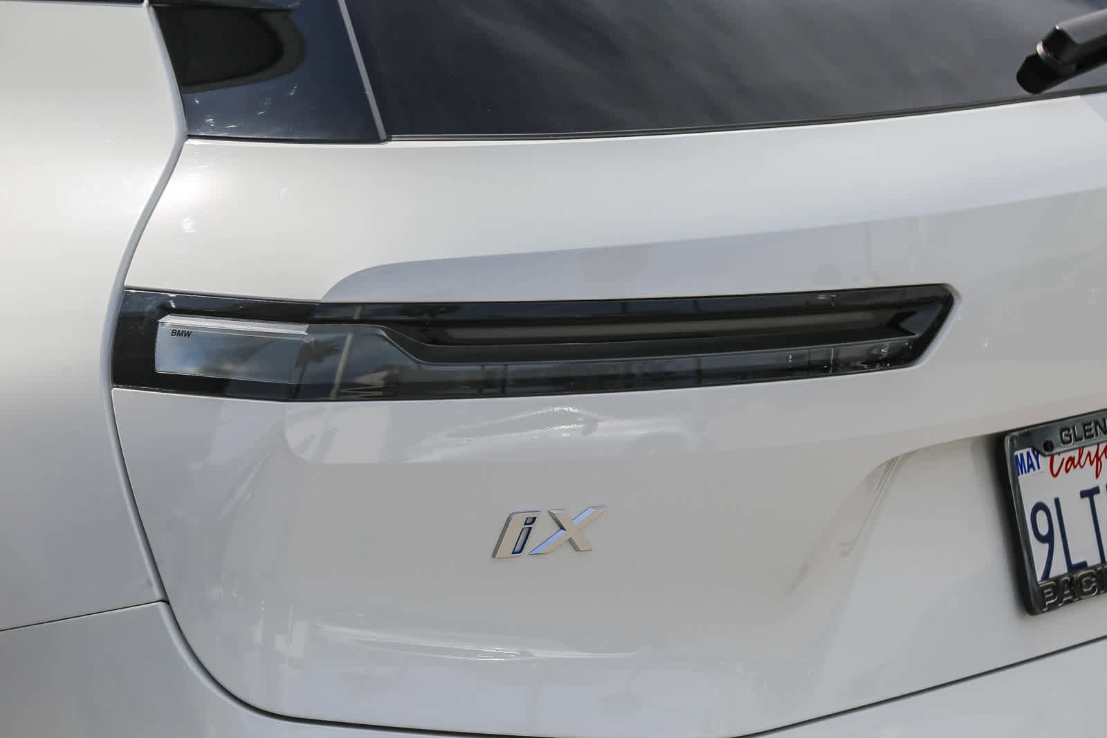 Used 2025 BMW iX xDrive50 image 7