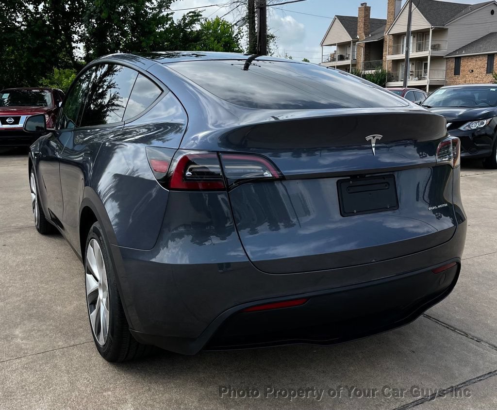 Used 2023 Tesla Model Y AWD image 9