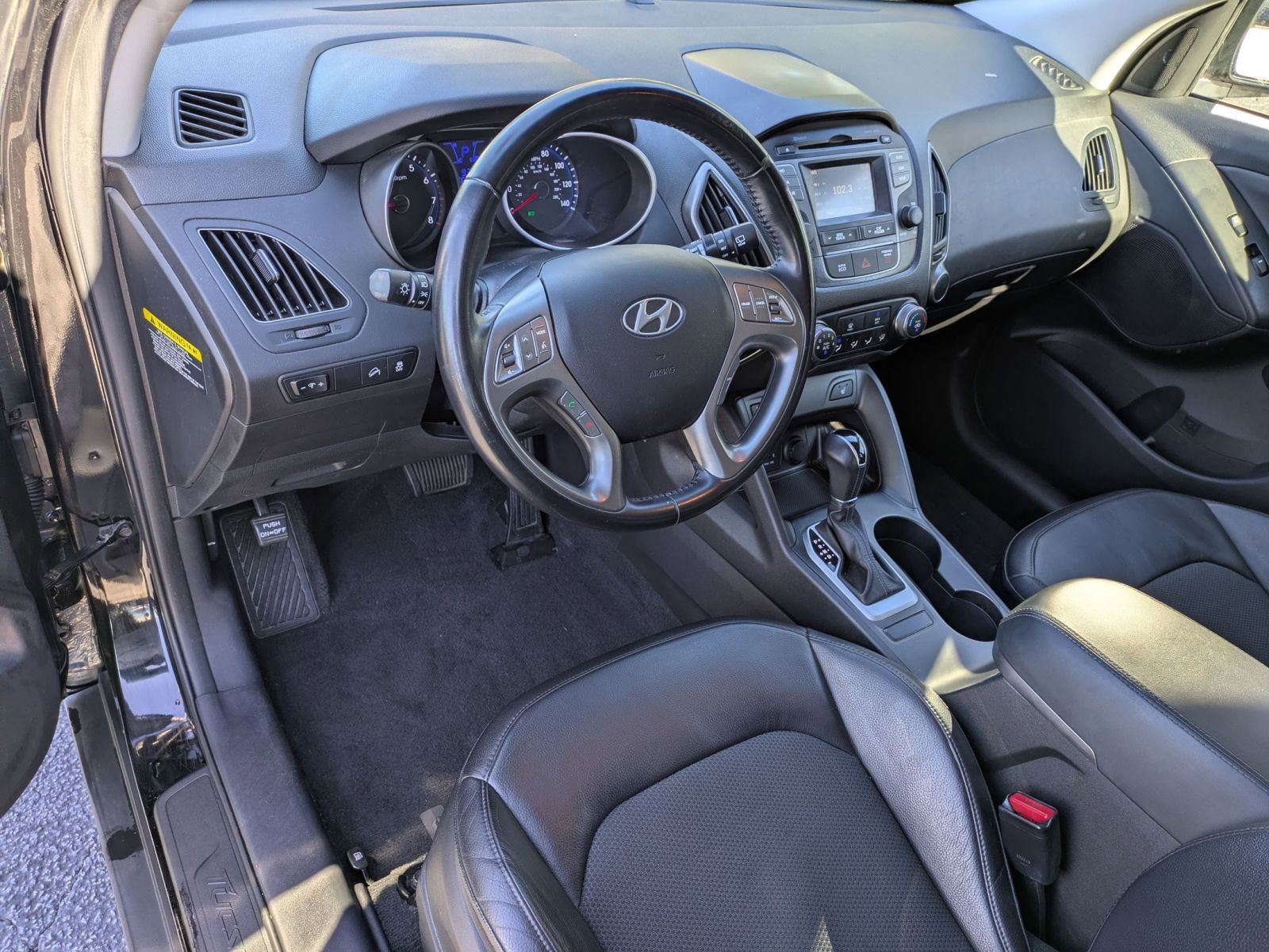 Used 2014 Hyundai Tucson SE image 9