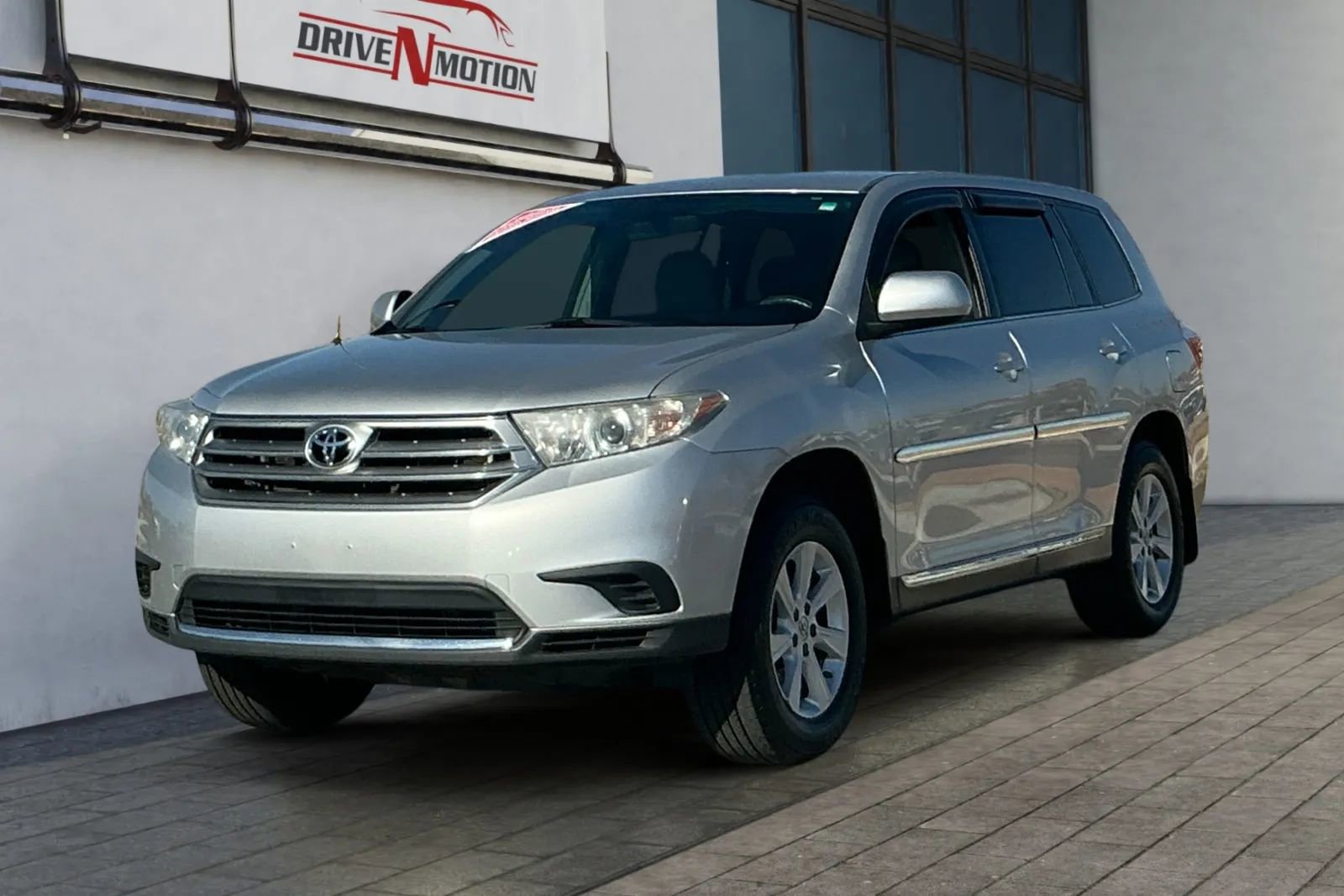 Used 2011 Toyota Highlander 4WD image 7