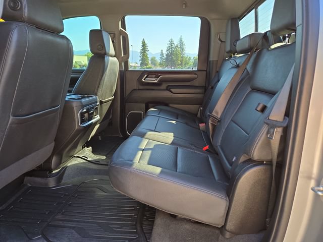 Used 2025 GMC Sierra 3500 SLT w/ SLT Premium Package AWD/4WD image 31