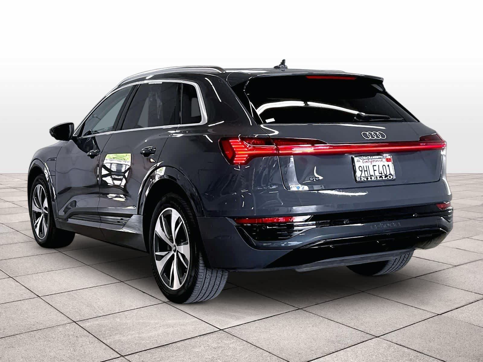 Used 2024 Audi Q8 e-tron Premium Plus w/ Premium Plus Package AWD/4WD image 13