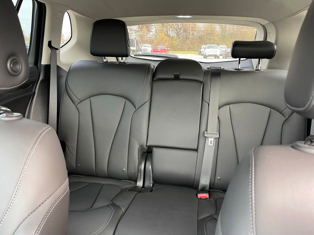 Used 2019 Buick Envision Essence image 12