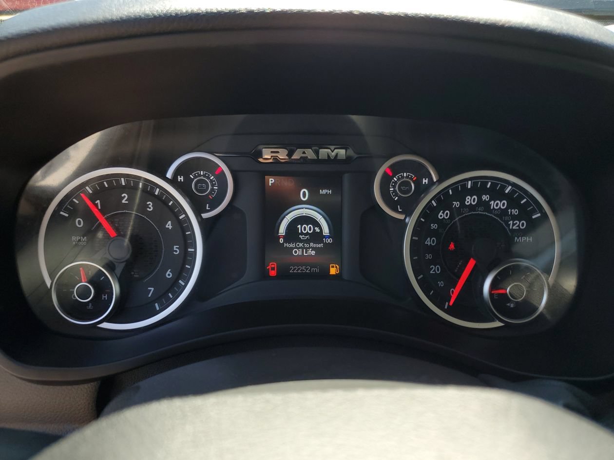 Used 2025 RAM 2500 Big Horn AWD/4WD image 31