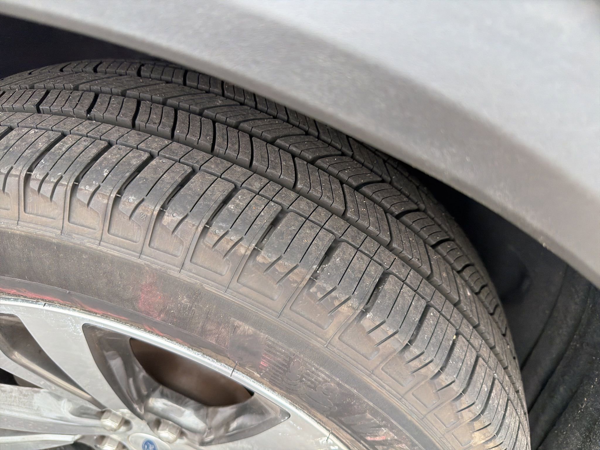 Used 2020 Ford Explorer Platinum w/ Premium Technology Package image 5