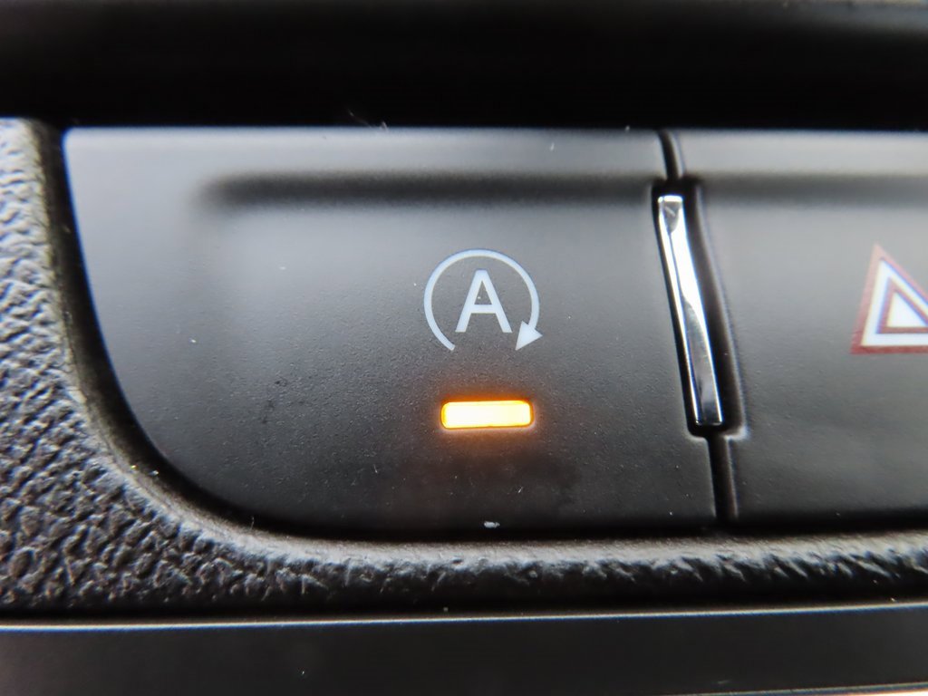 Used 2023 Chevrolet Malibu LT image 11