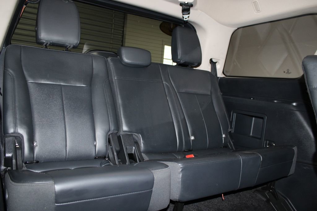 Used 2022 Ford Expedition XLT image 33