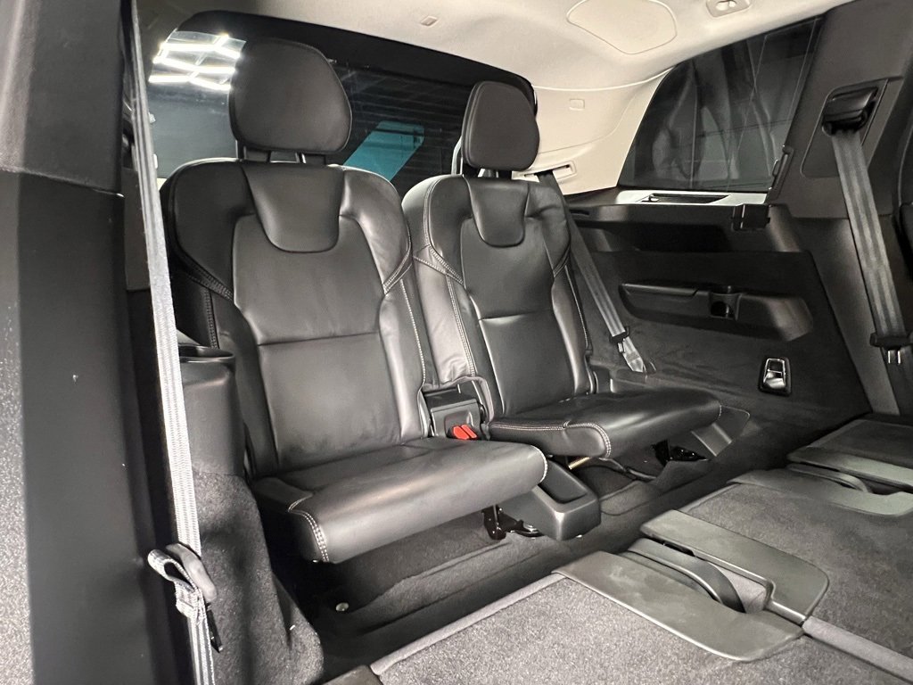 Used 2024 Volvo XC90 B6 Ultimate w/ Protection Package Premier image 13