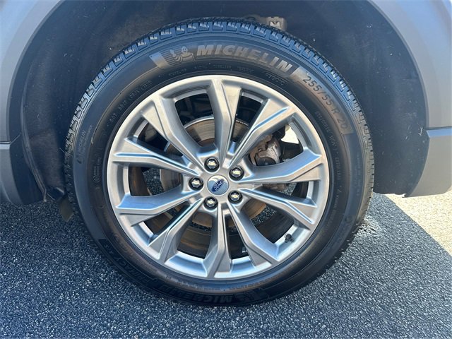 Certified 2022 Ford Explorer XLT w/ Equipment Group 202A image 14