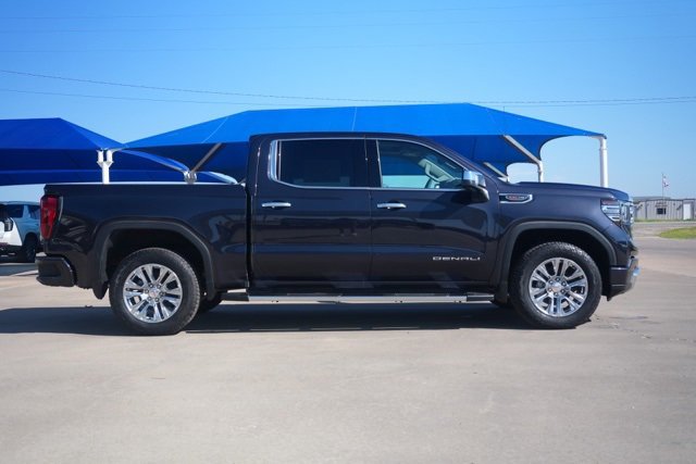 New 2025 GMC Sierra 1500 Denali w/ Technology Package image 3
