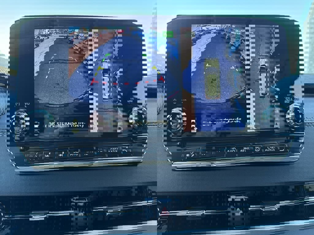 New 2025 Mitsubishi Outlander SE image 17