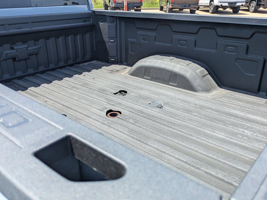 Used 2024 Chevrolet Silverado 3500 LTZ w/ LTZ Plus Package AWD/4WD image 4