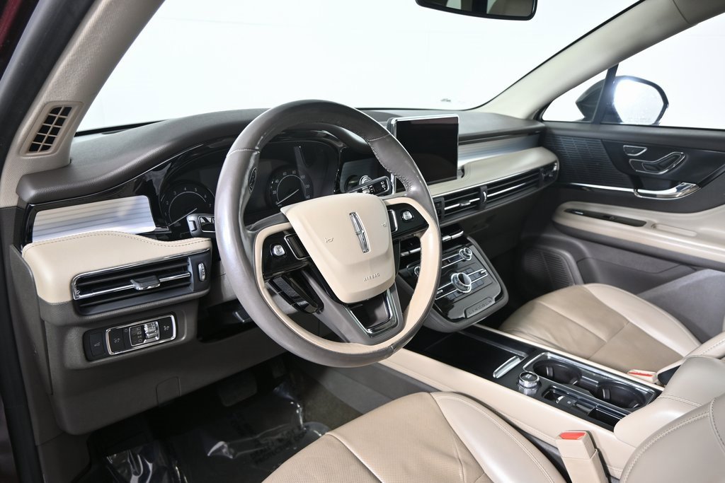 Used 2021 Lincoln Corsair AWD w/ Premium Package image 22