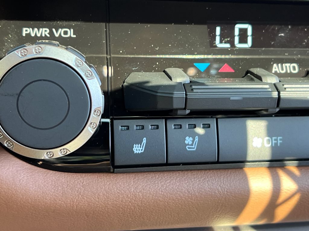 New 2026 Toyota Tundra 1794 Edition AWD/4WD image 29