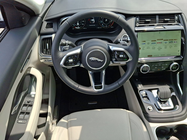 Used 2021 Jaguar E-PACE SE AWD/4WD image 12
