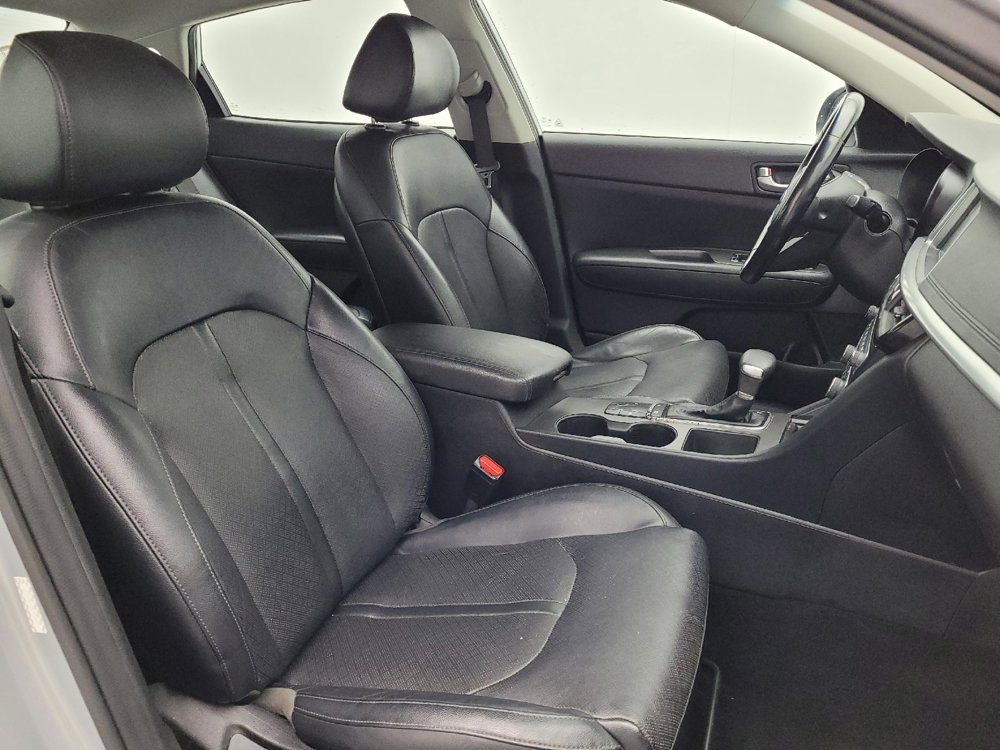Used 2020 Kia Optima SE image 21