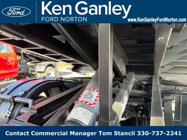 New 2025 Ford F550 4x4 Regular Cab Super Duty image 29