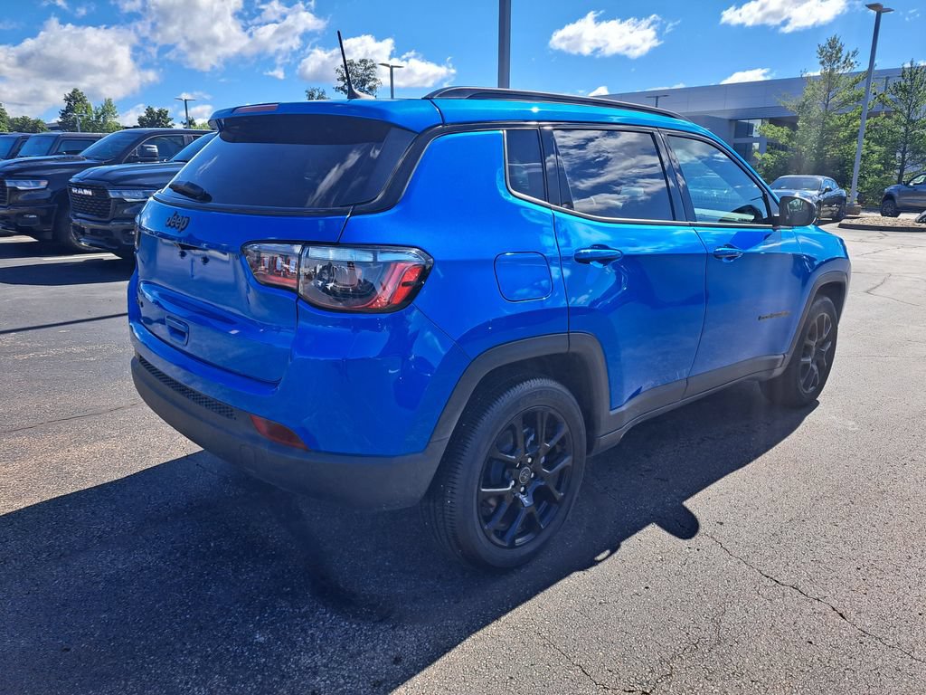 New 2026 Jeep Compass Latitude AWD/4WD image 3