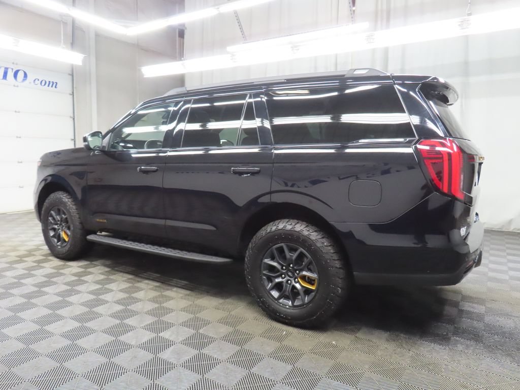 Used 2025 Ford Expedition Tremor AWD/4WD image 6