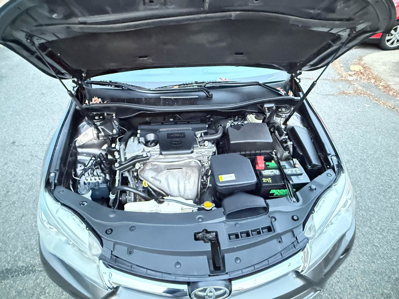 Used 2015 Toyota Camry LE FWD image 18