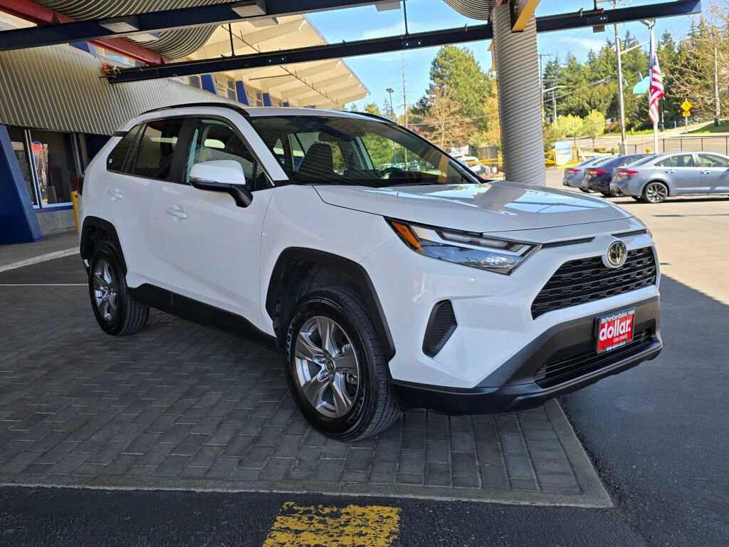 Used 2024 Toyota RAV4 XLE w/ Convenience Package AWD/4WD image 3