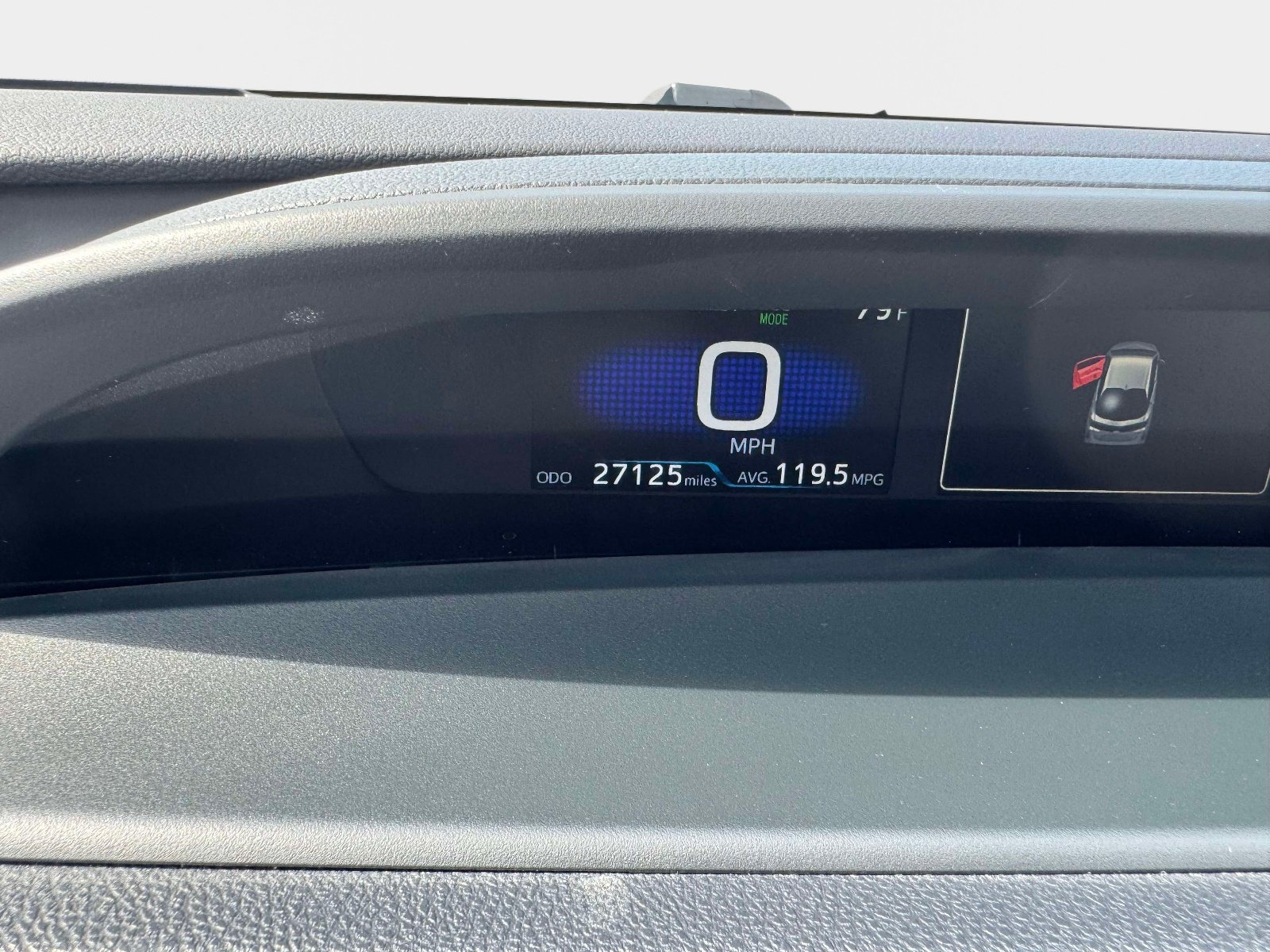 Certified 2021 Toyota Prius Prime Limited FWD image 31