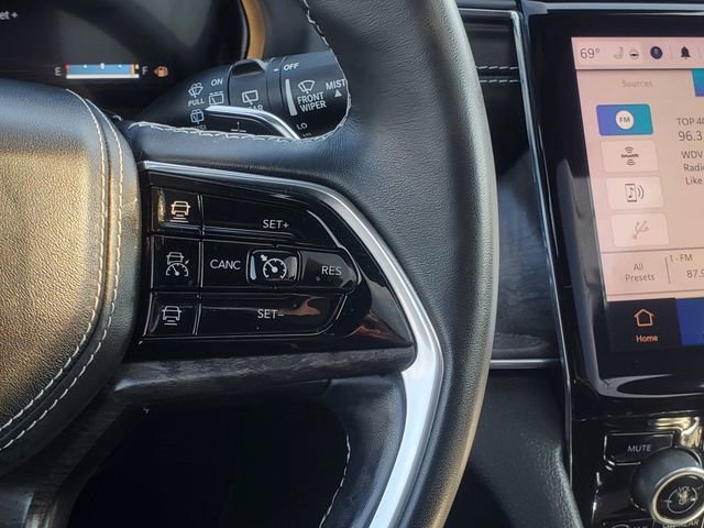 Used 2021 Jeep Grand Cherokee L Overland image 19