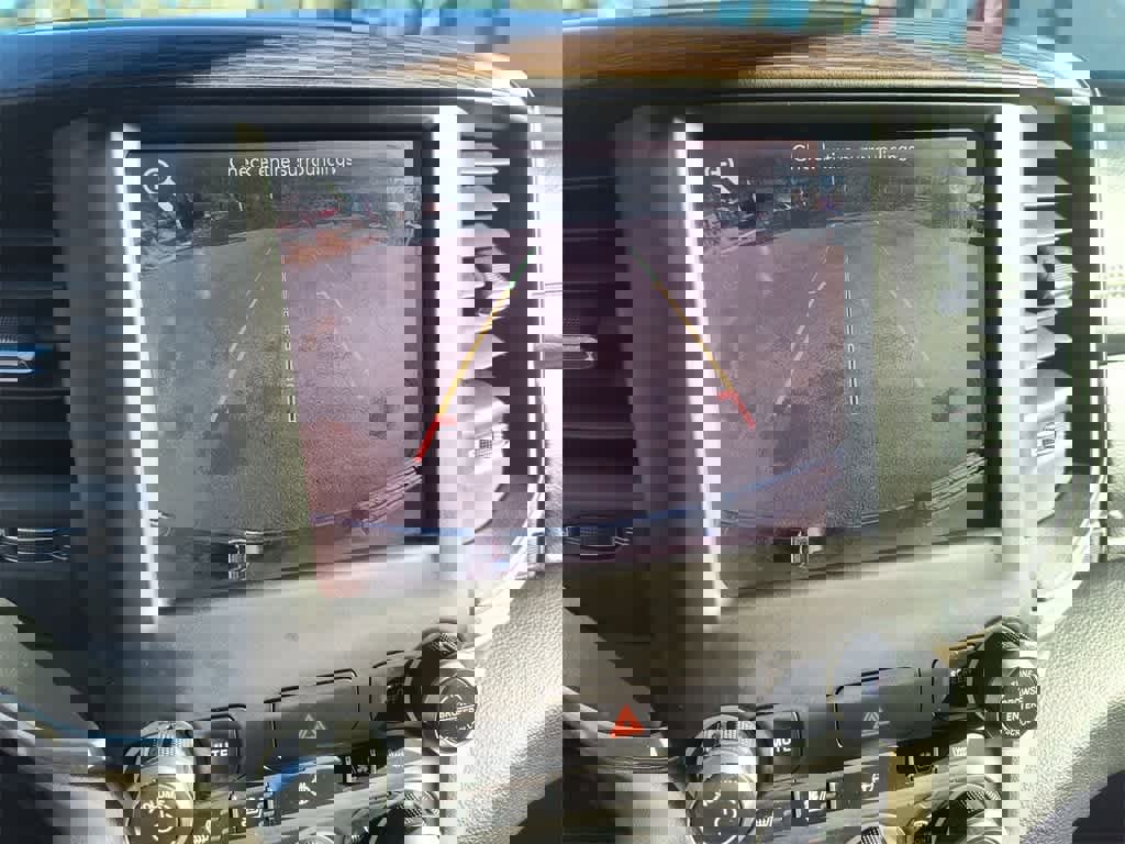 Used 2019 RAM 1500 Laramie image 17