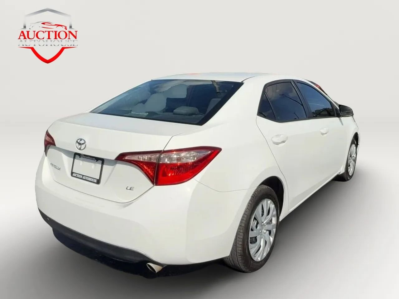 Used 2018 Toyota Corolla LE FWD image 5