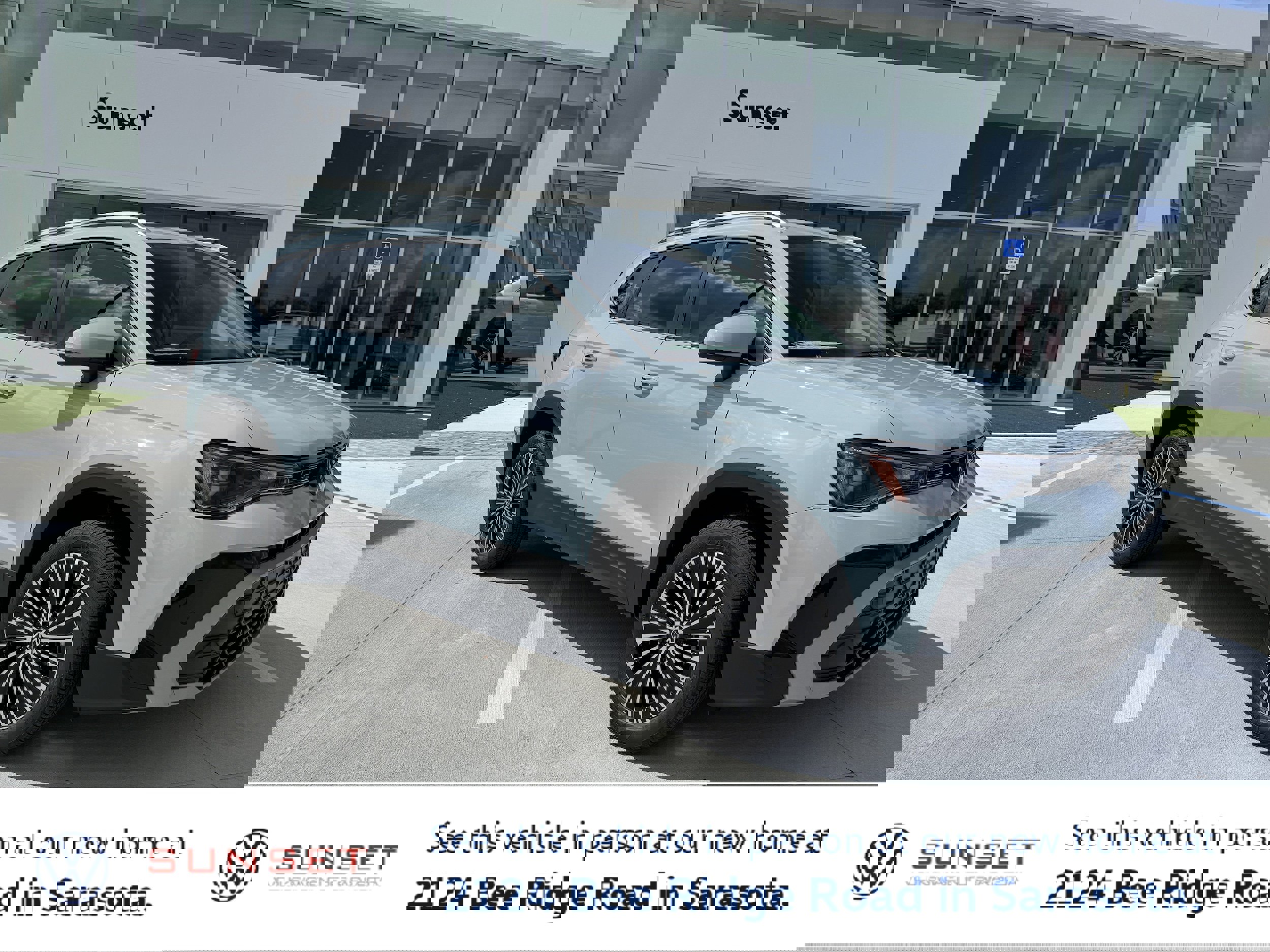 New 2025 Volkswagen Taos SE