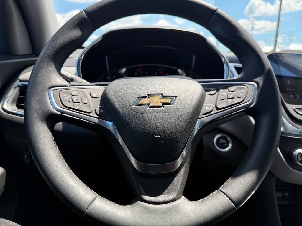 Used 2023 Chevrolet Equinox LT AWD/4WD image 20