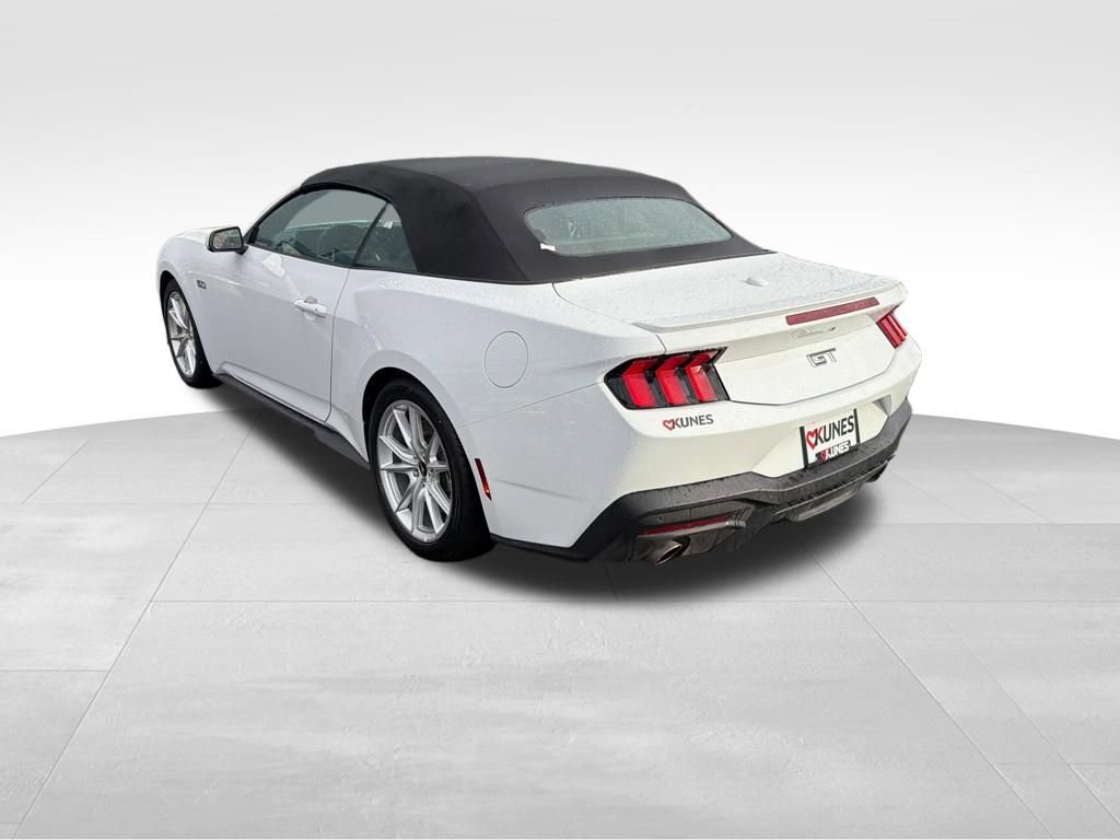 Used 2025 Ford Mustang GT Premium RWD image 8