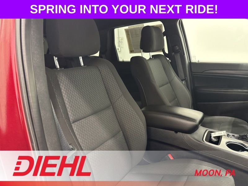 Used 2021 Jeep Grand Cherokee Laredo AWD/4WD image 15
