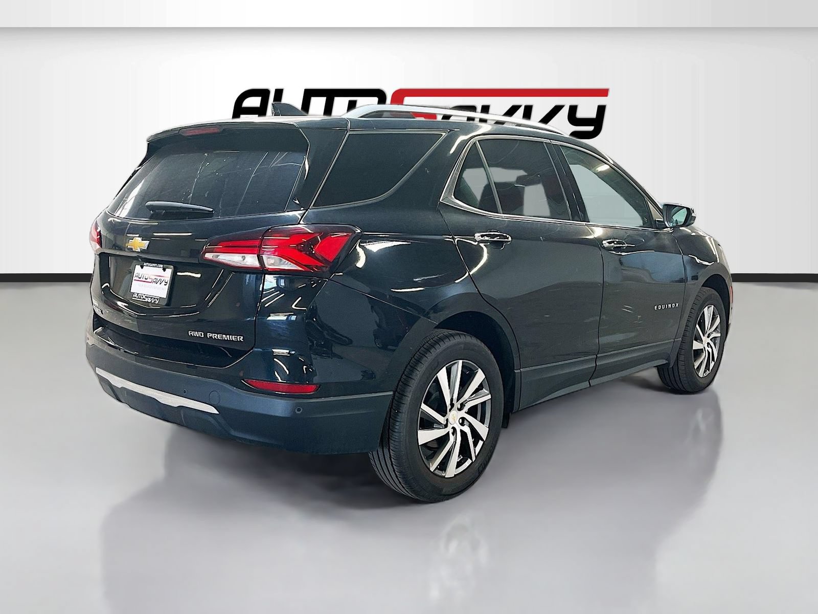 Used 2024 Chevrolet Equinox Premier AWD/4WD image 7